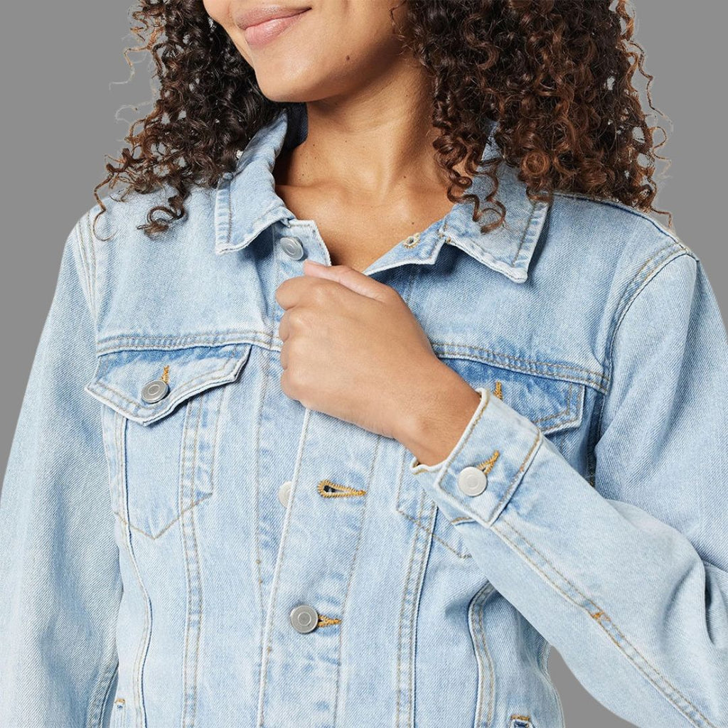 Ljusblå Denimjacka i Klassisk Sommartvätt